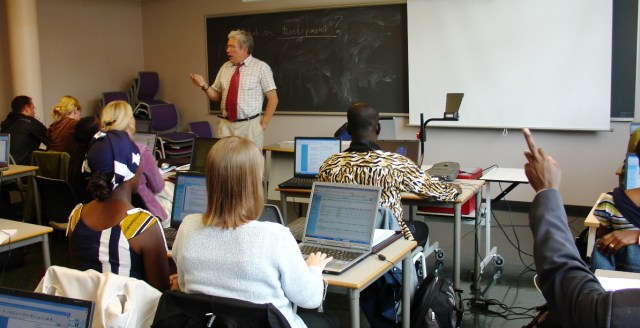 The instructivist teacher - the sage on the stage